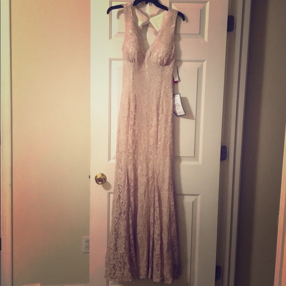 Formal dress pinkish/cream